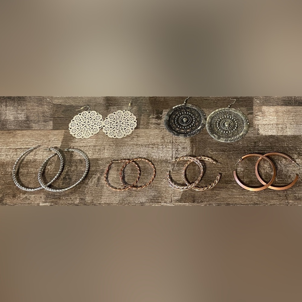 Hoop & Medallion earrings - 6 pairs!